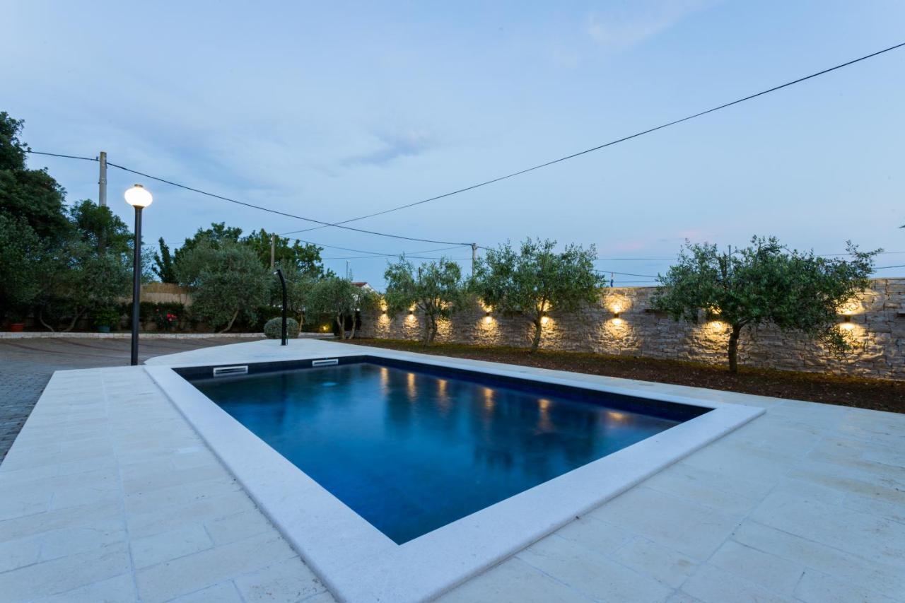 Holiday Home Antonio Dracevac Ninski Bagian luar foto