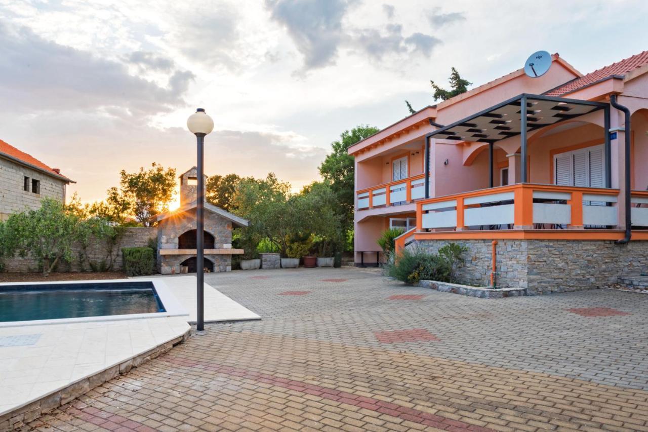 Holiday Home Antonio Dracevac Ninski Bagian luar foto